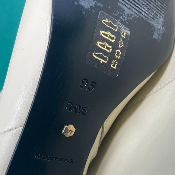 Raye | Jonathan Boot - Picture 10 of 10